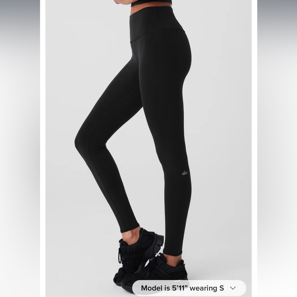 Alo yoga airbrush leggings size S. Full length high waisted